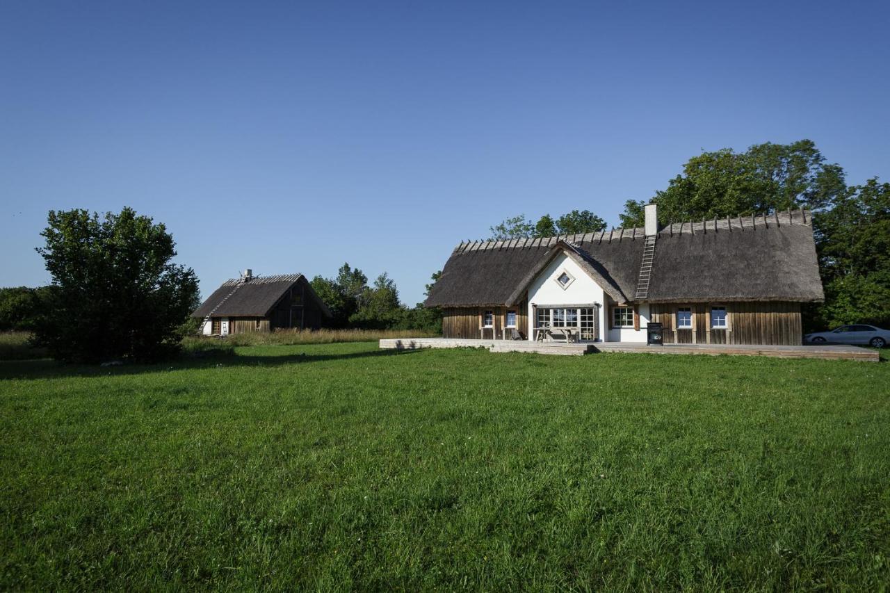Villa Bumba Liigalaskma Exterior foto